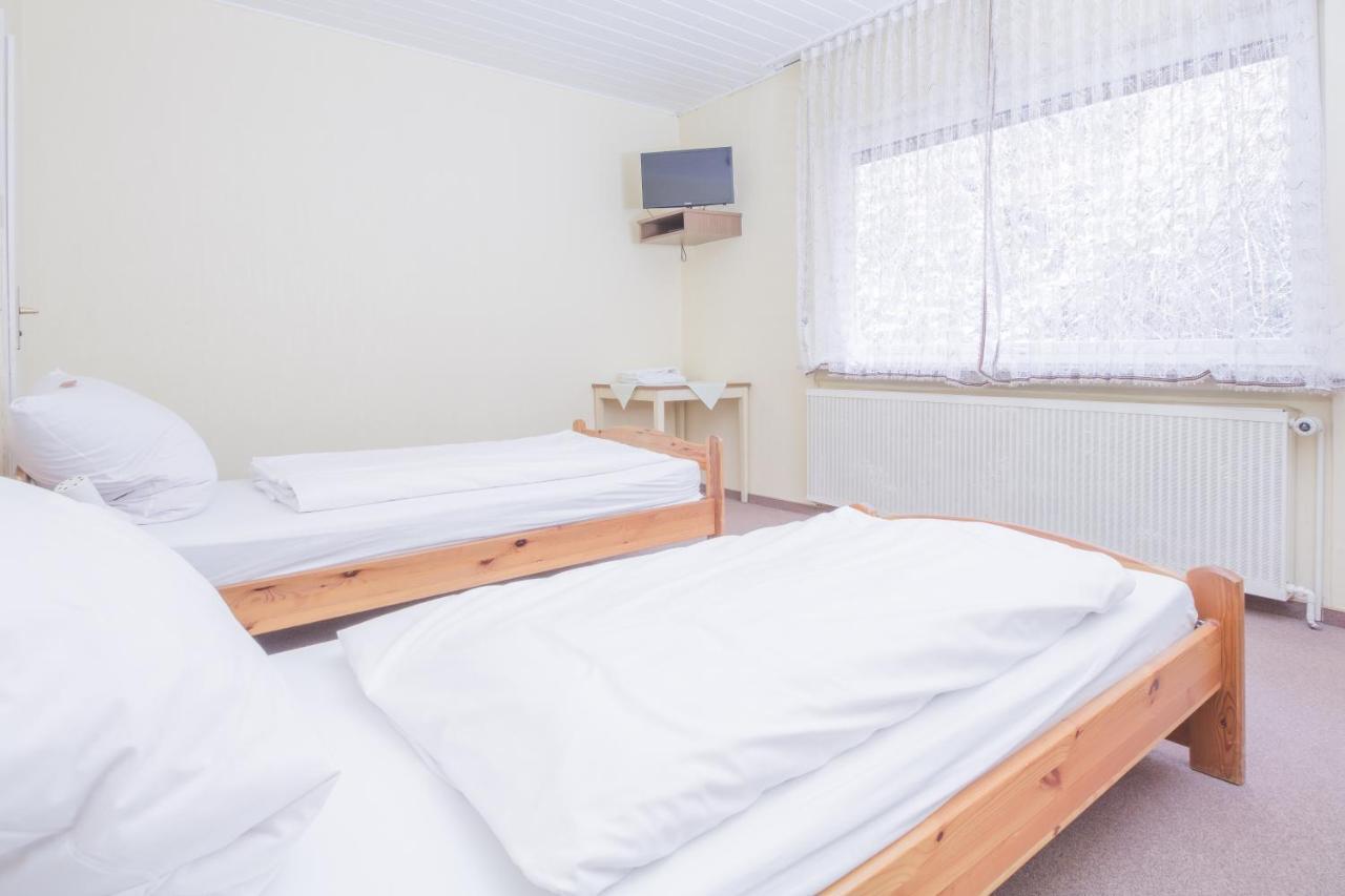 Motel Zum Taunus Ziegenberg Экстерьер фото